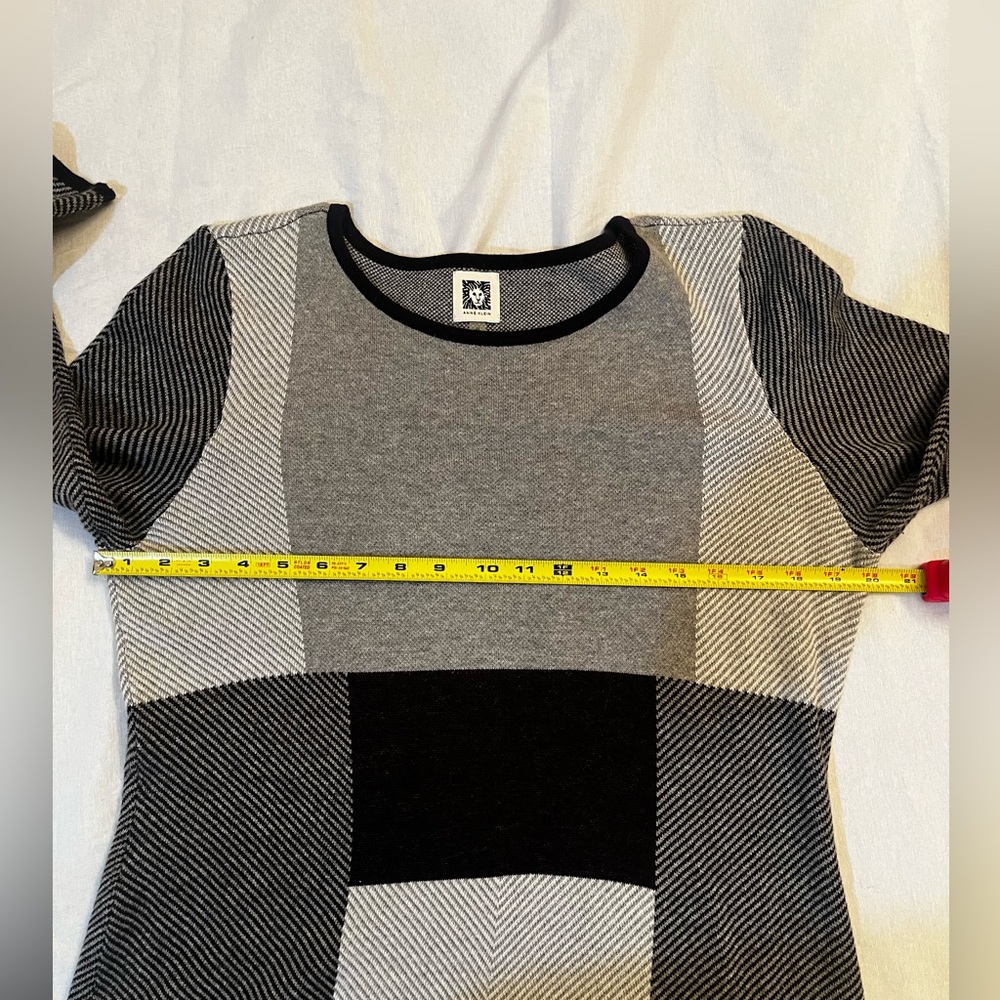 Anne Klein Black and Gray Knit Top - Picture 8 of 8
